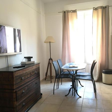 Pres De La Plage Ensoleille Apartment ฌวง-เลส์-แป็งส์ ภายนอก รูปภาพ